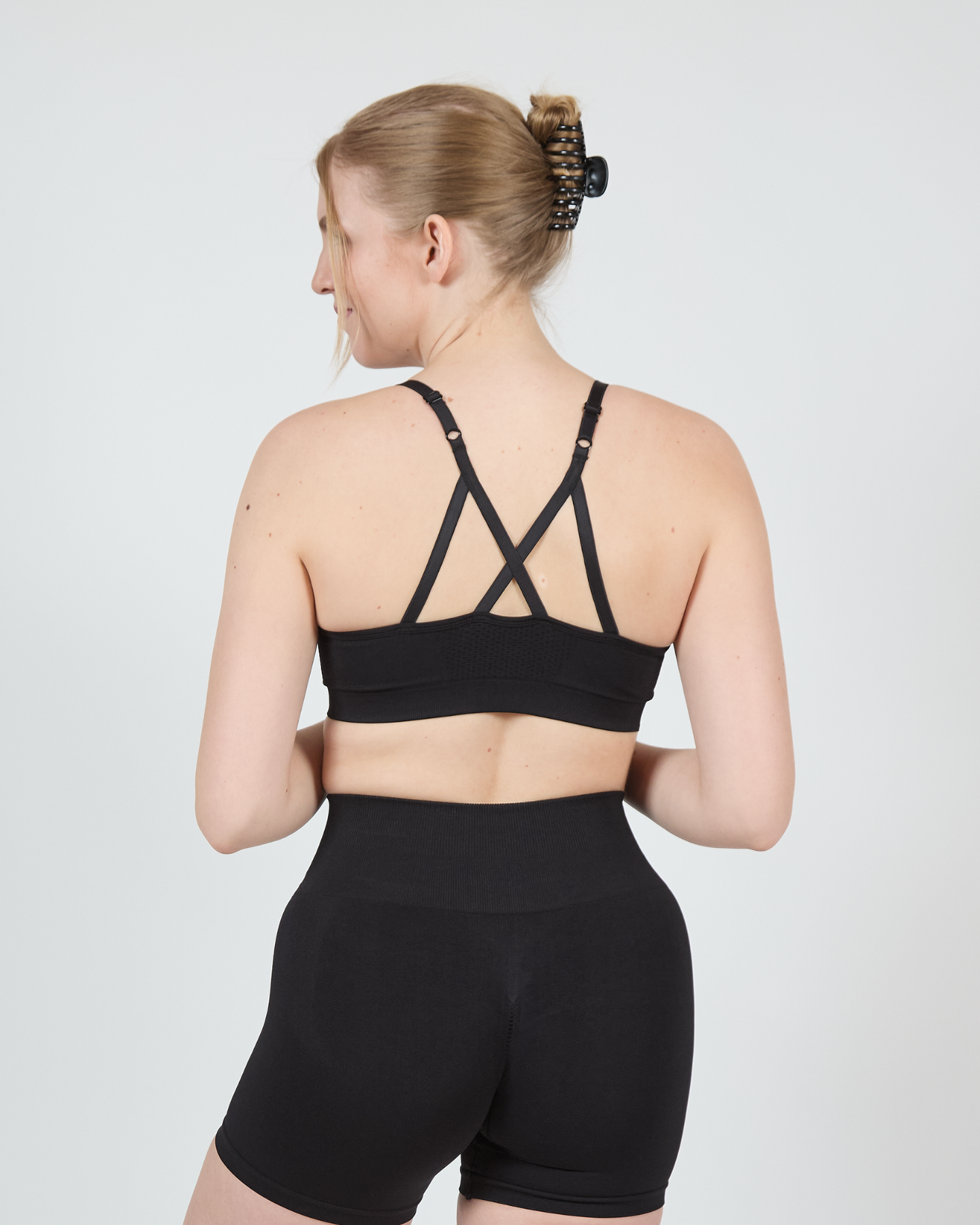 Pioneer Seamless Sports Bra Black Beauty